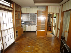 施工前：キッチン